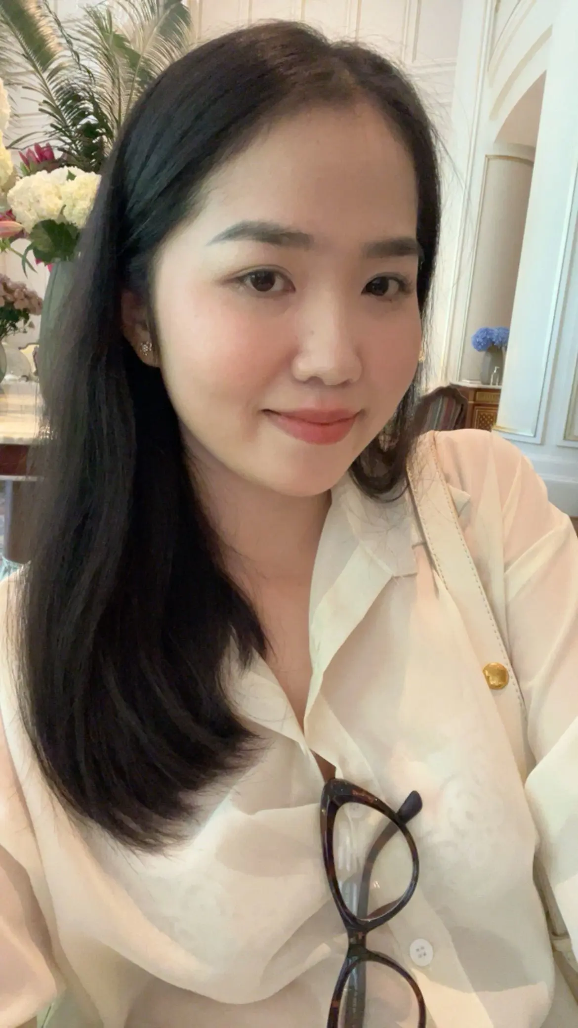 Ảnh mô tả số 2 Moon