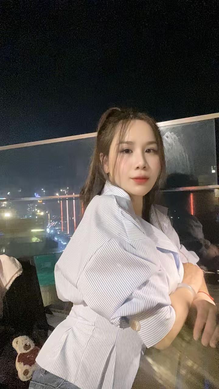 Ảnh mô tả số 4 Le Na