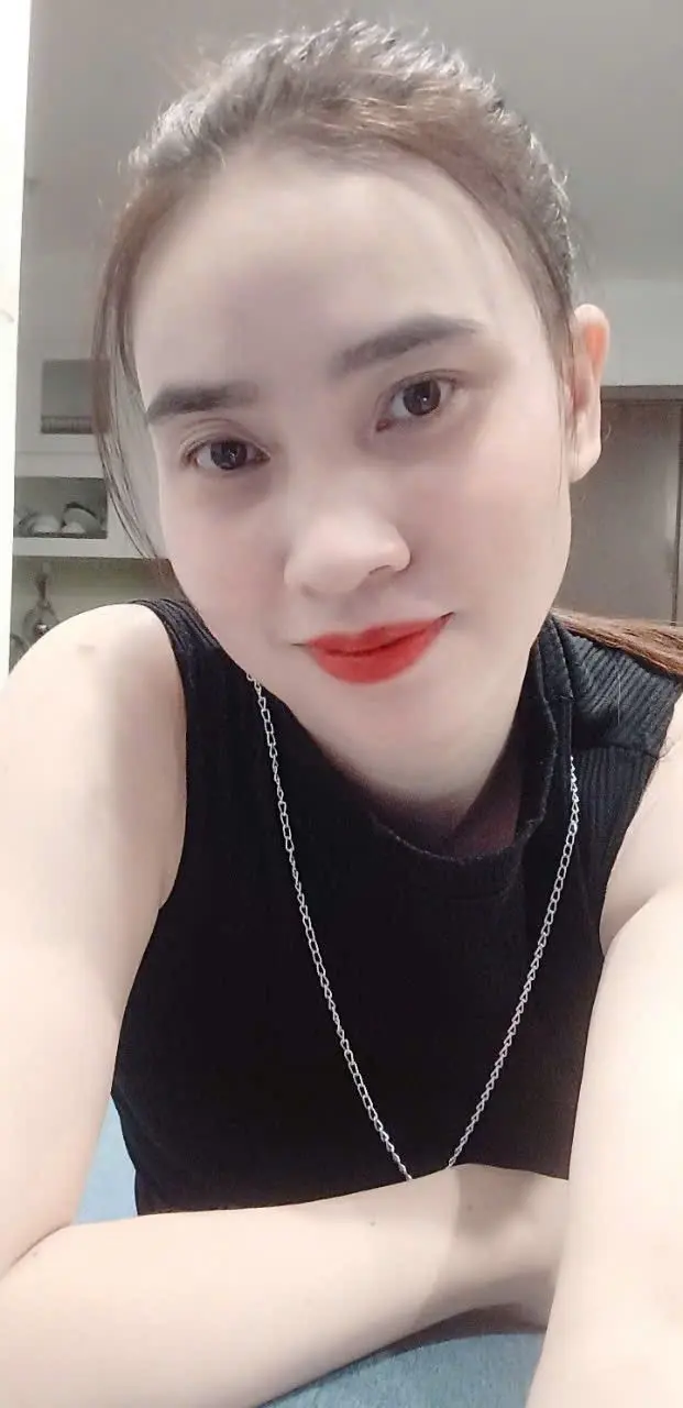 Ảnh mô tả số 2 Linh Linh Nhi
