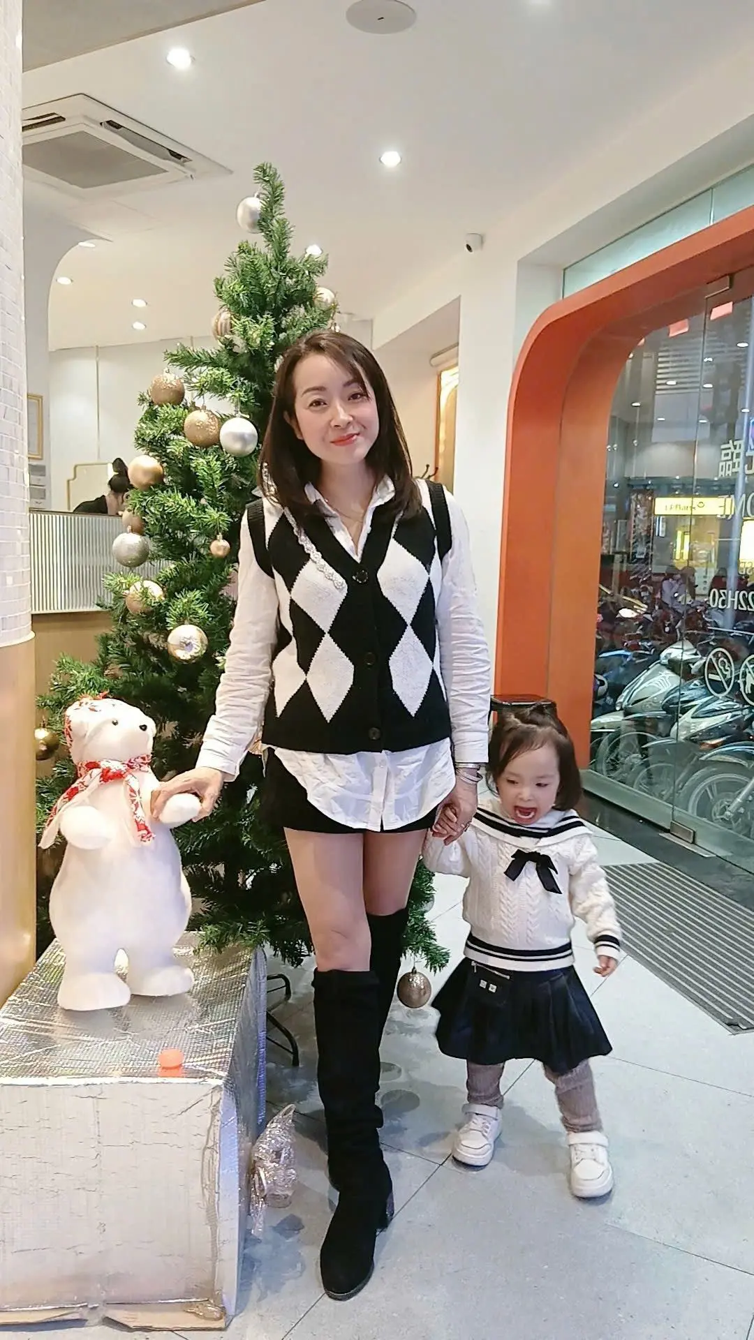 Ảnh mô tả số 2 Nguyen quế anh