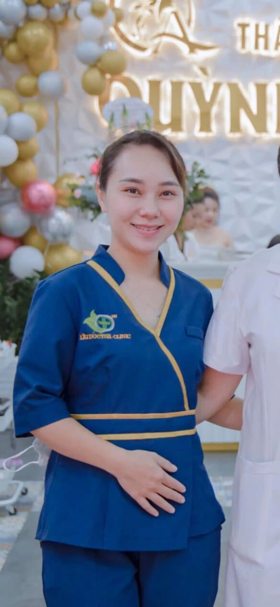 Ảnh mô tả số 2 Ngọc Ngọc