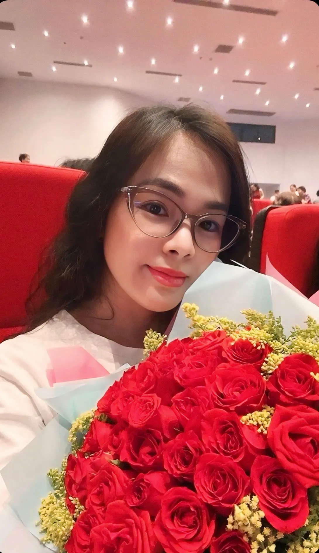 Ảnh mô tả số 3 Tùng Linh