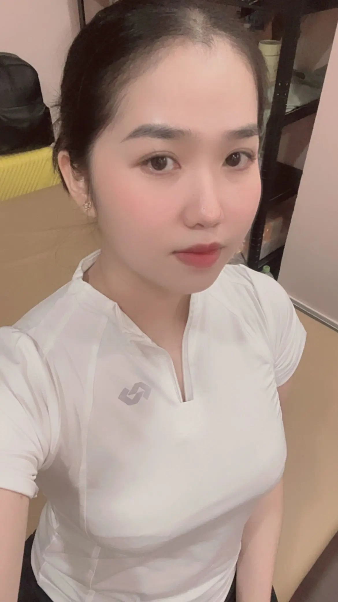 Ảnh mô tả số 4 Moon