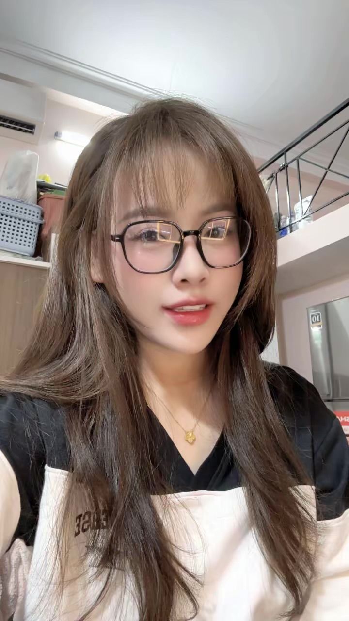 Ảnh mô tả số 5 Nguyễn Hồng Nhung