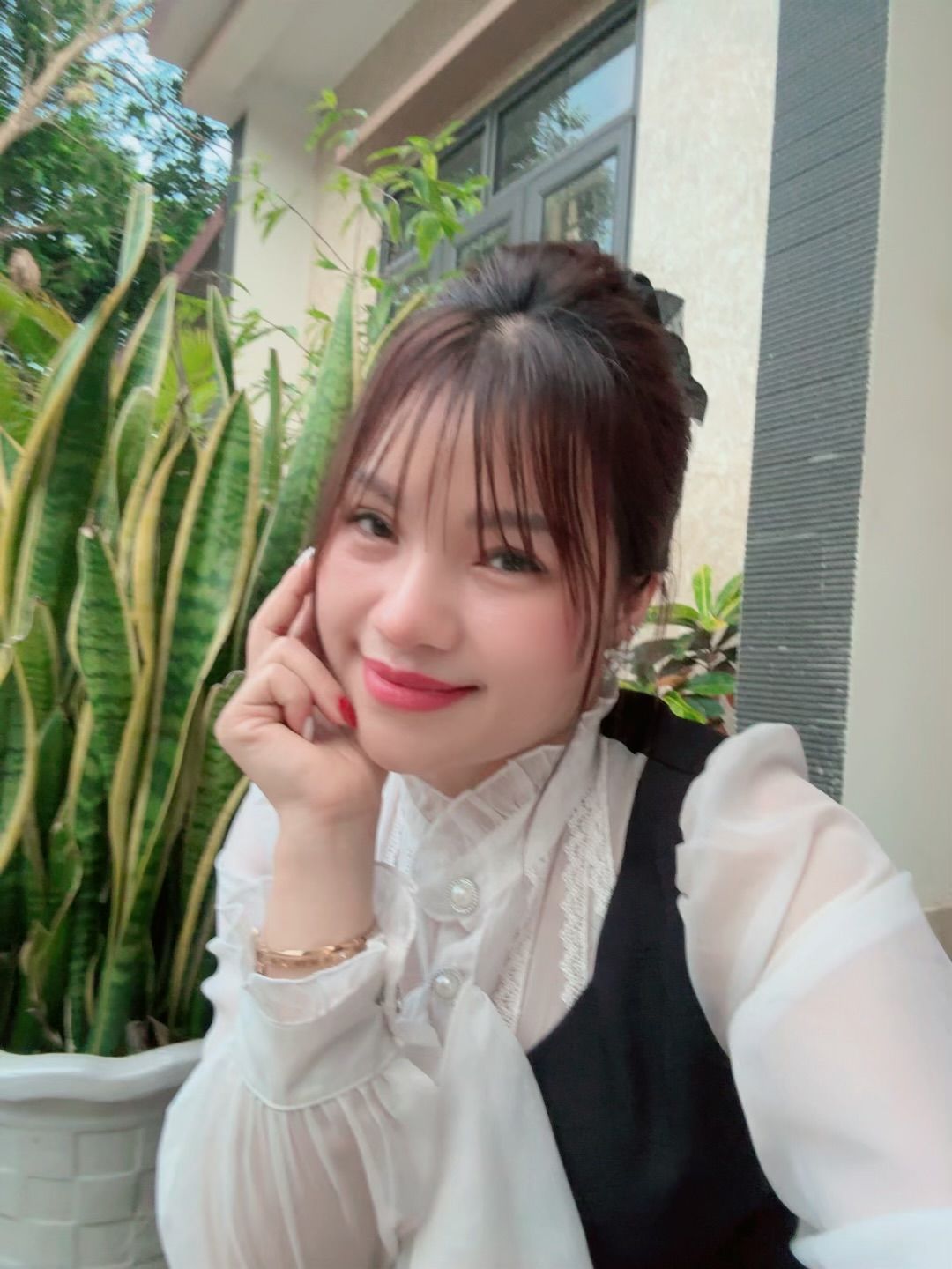 Ảnh mô tả số 4 Hina