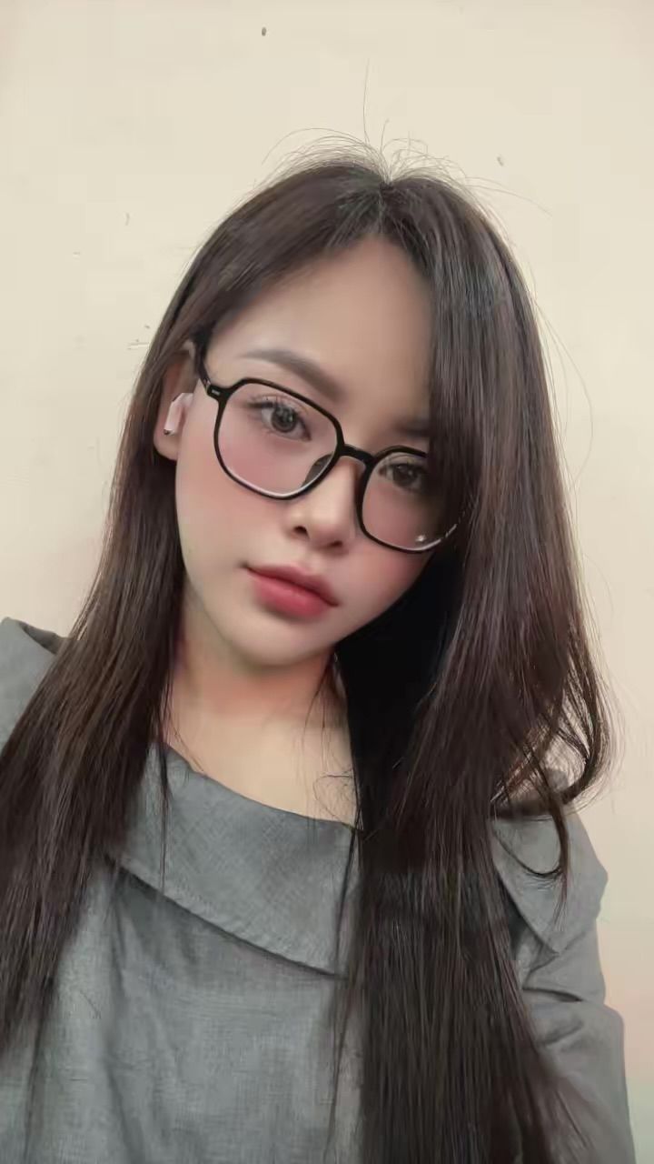 Ảnh mô tả số 4 Nguyễn Hồng Nhung