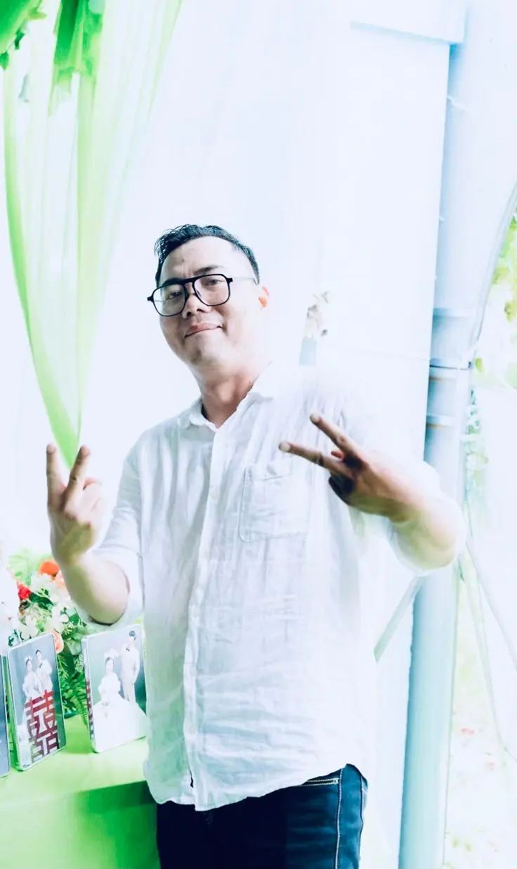 Ảnh mô tả số 2 Khánh Đặng