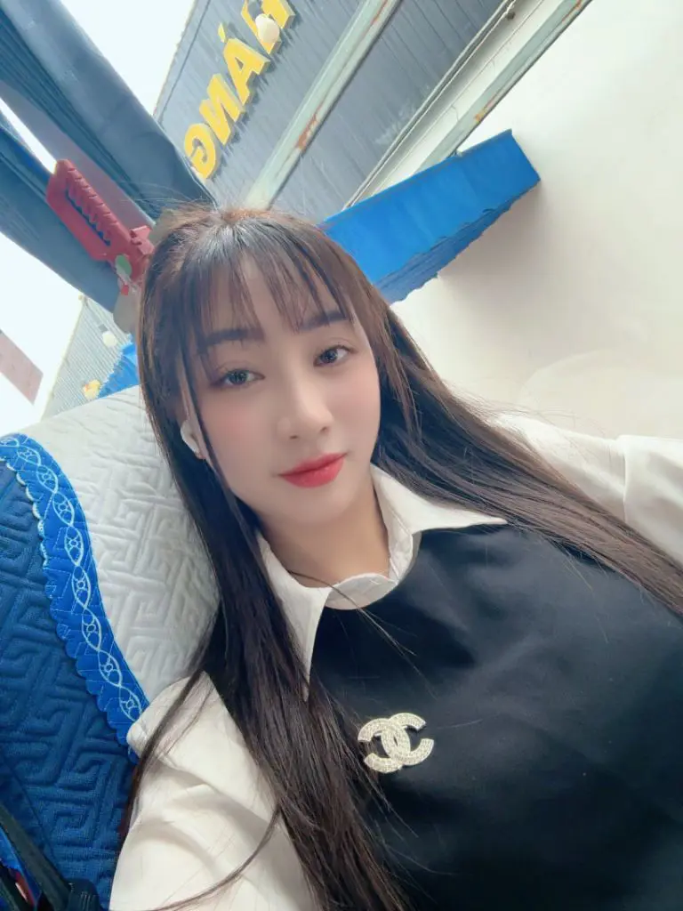Ảnh mô tả số 2 Linh