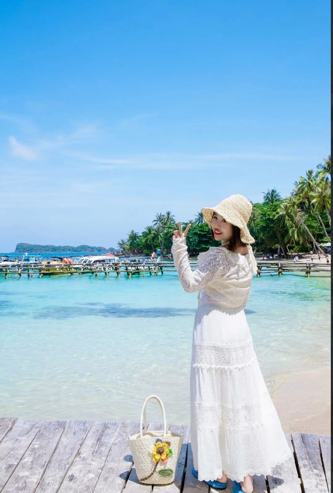 Ảnh mô tả số 2 Thanh Trúc