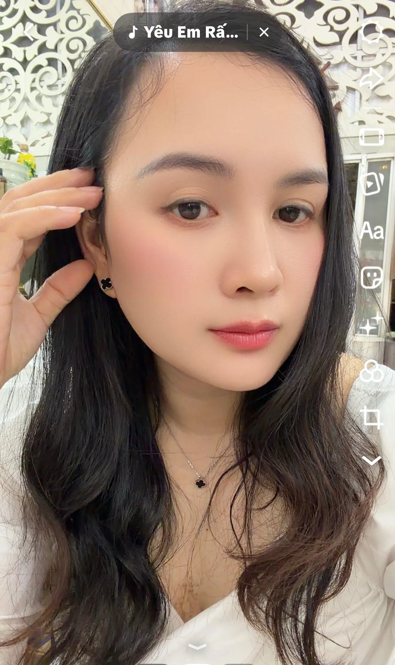 Ảnh mô tả số 2 Nguyên Loan