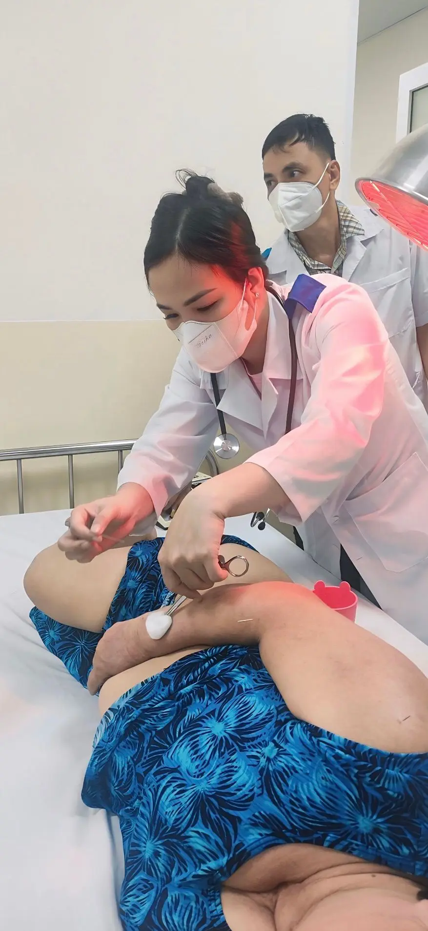 Ảnh mô tả số 5 Tùng Linh
