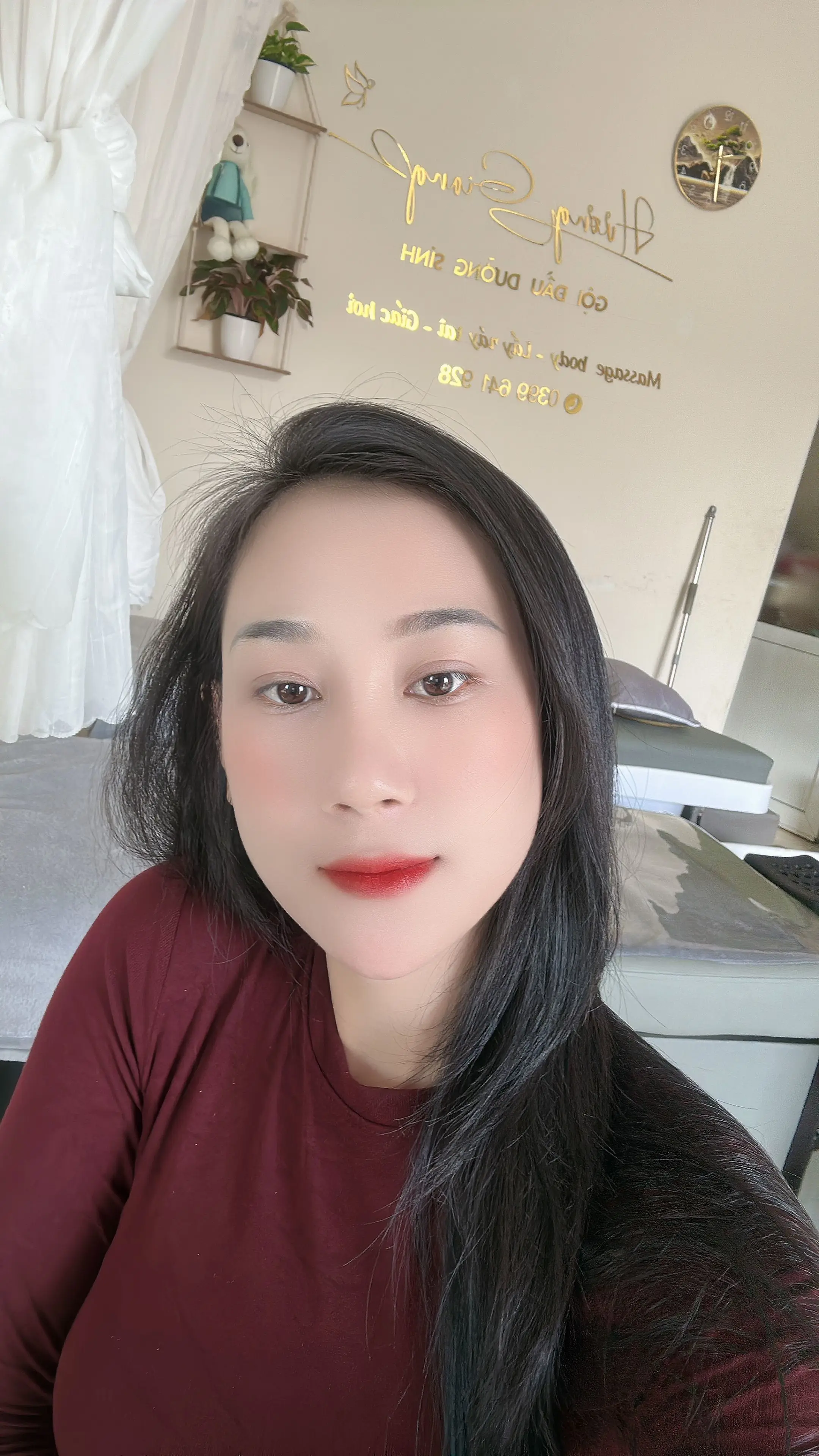 Ảnh mô tả số 3 Hương Giang
