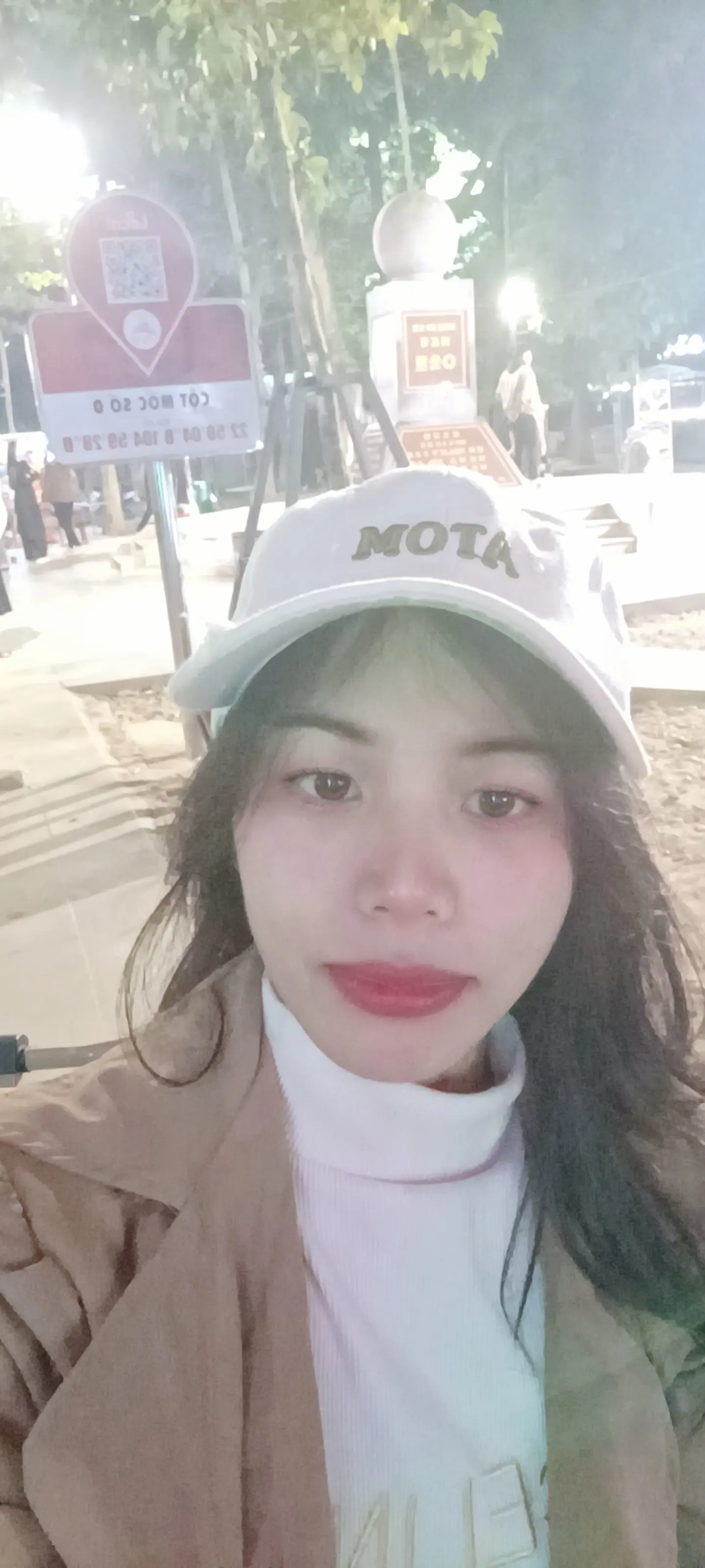 Ảnh mô tả số 2 Hương Em