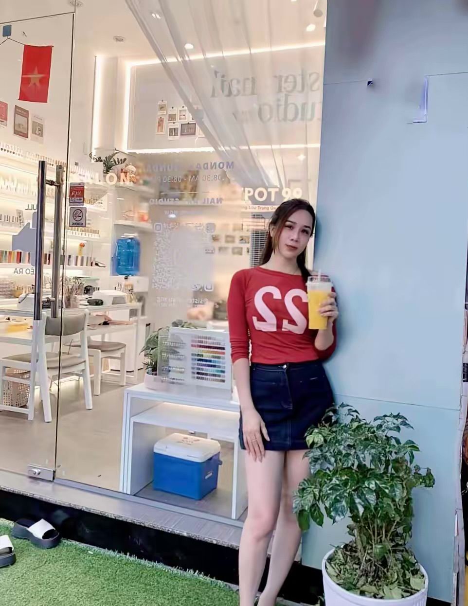 Ảnh mô tả số 3 Le Na