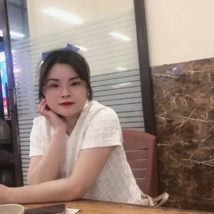 Ảnh mô tả số 3 Hiểu Lam