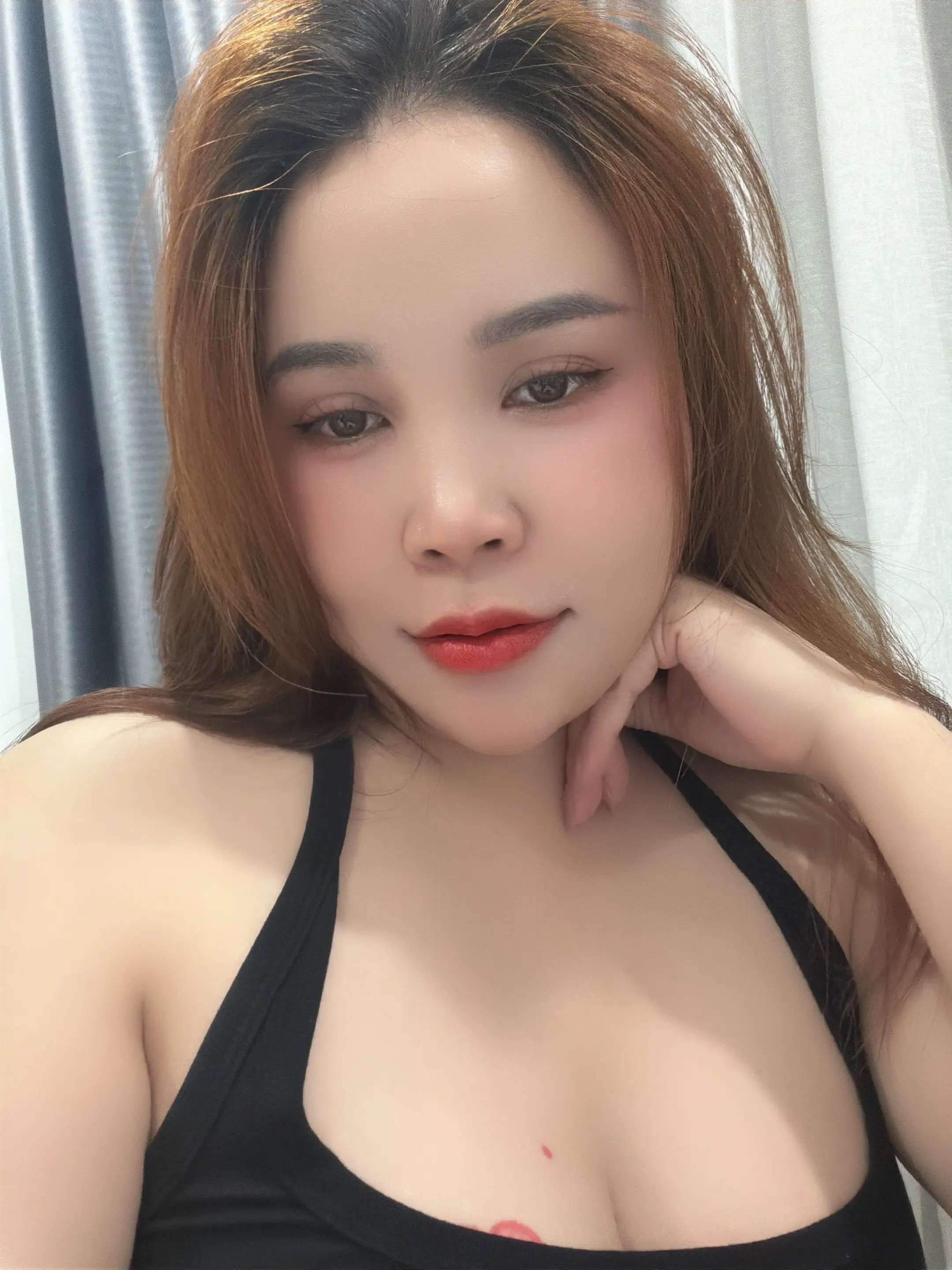 Ảnh mô tả số 2 Candy