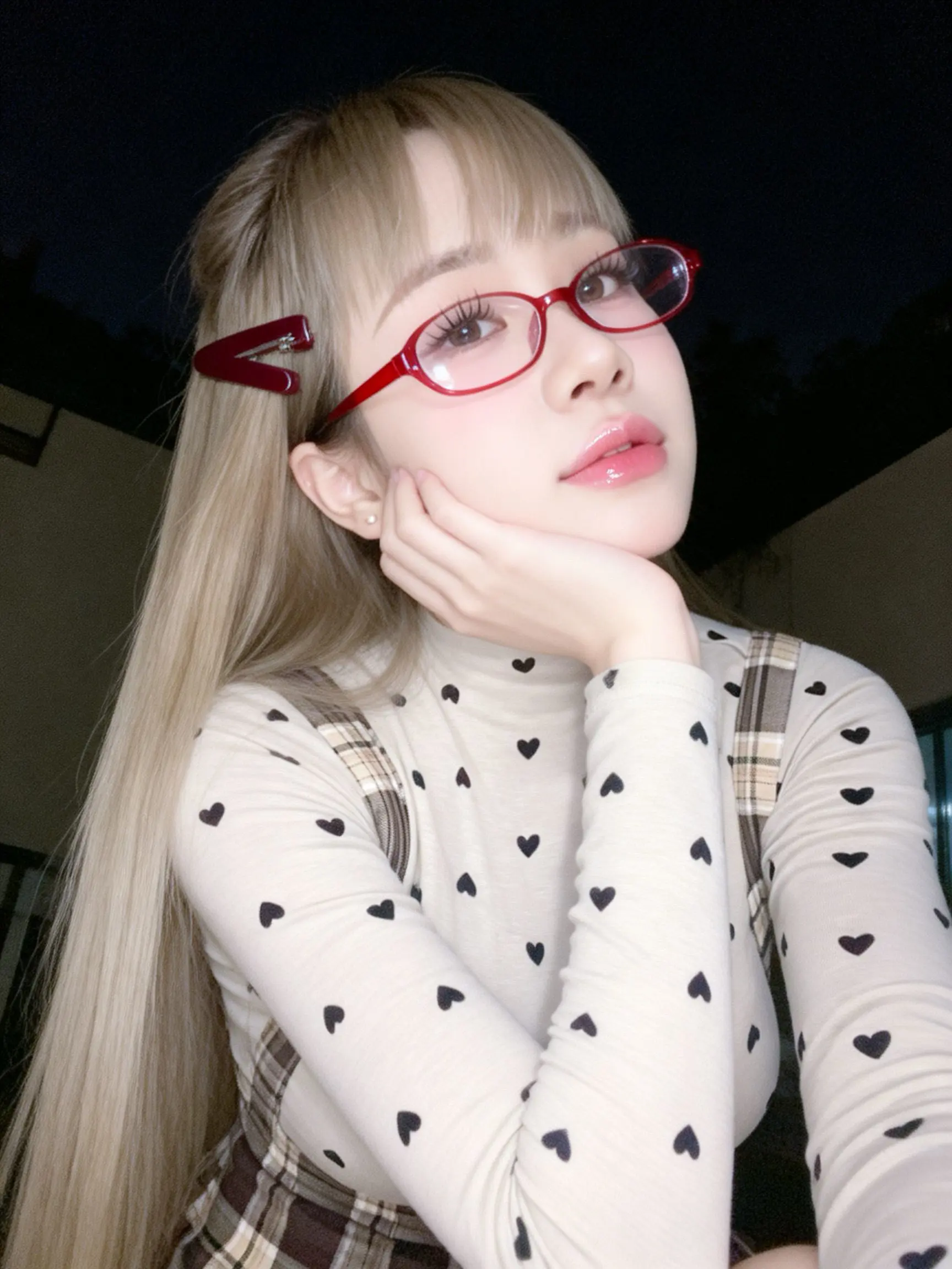 Ảnh mô tả số 3 Vi Vi
