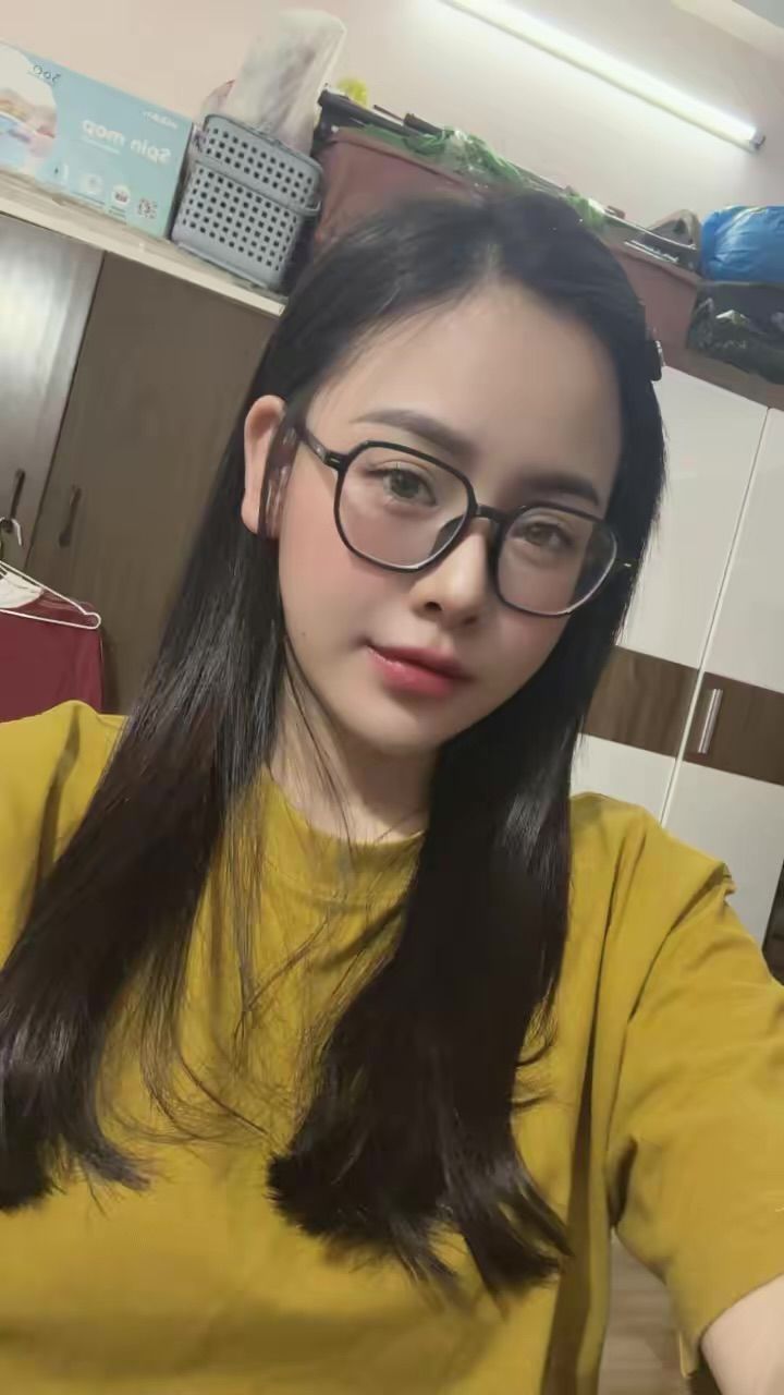 Ảnh mô tả số 3 Nguyễn Hồng Nhung