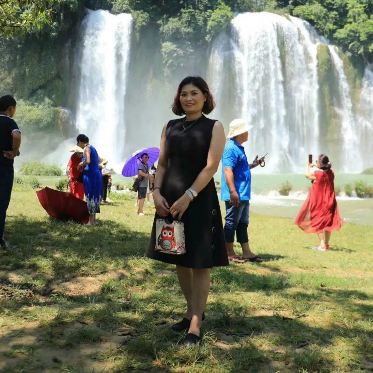 Ảnh mô tả số 3 Thu Hồng