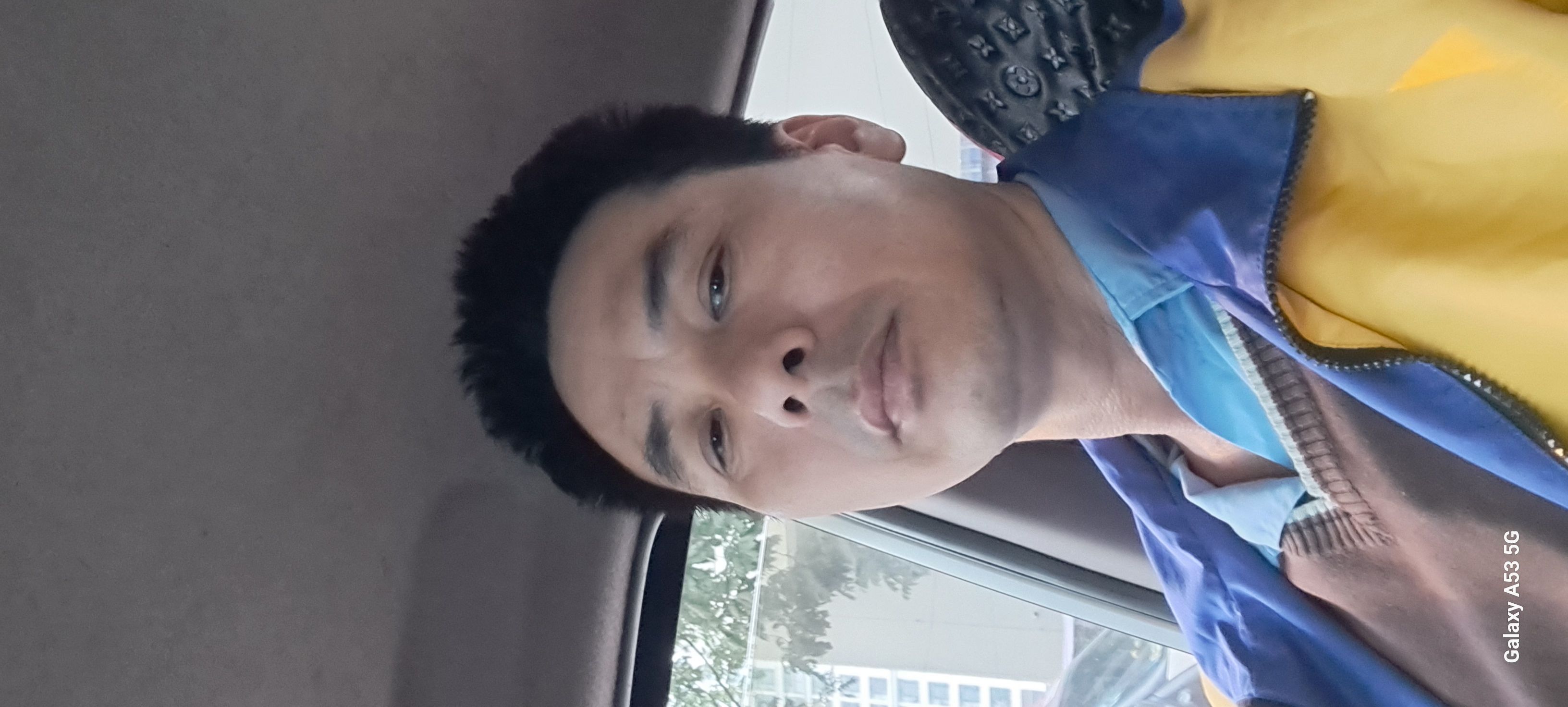 Ảnh mô tả số 3 Hoàng Nhien
